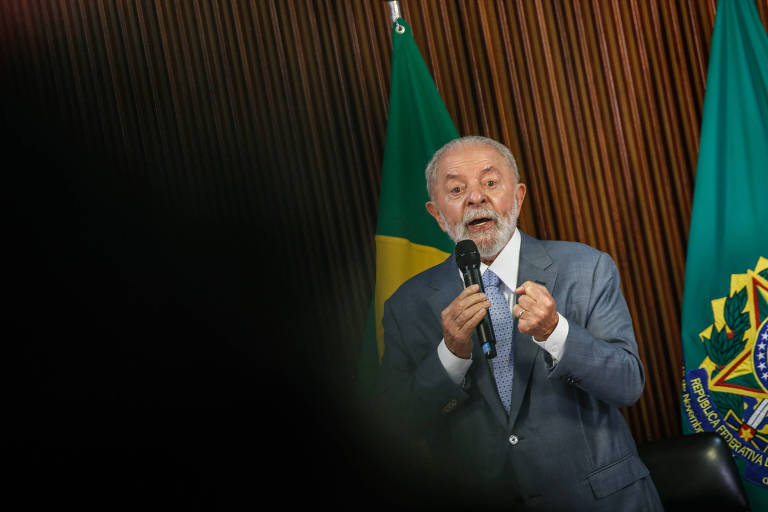 O presidente Luiz Inácio Lula da Silva (PT) em reunião ministerial no Palácio do Planalto, em Brasília
