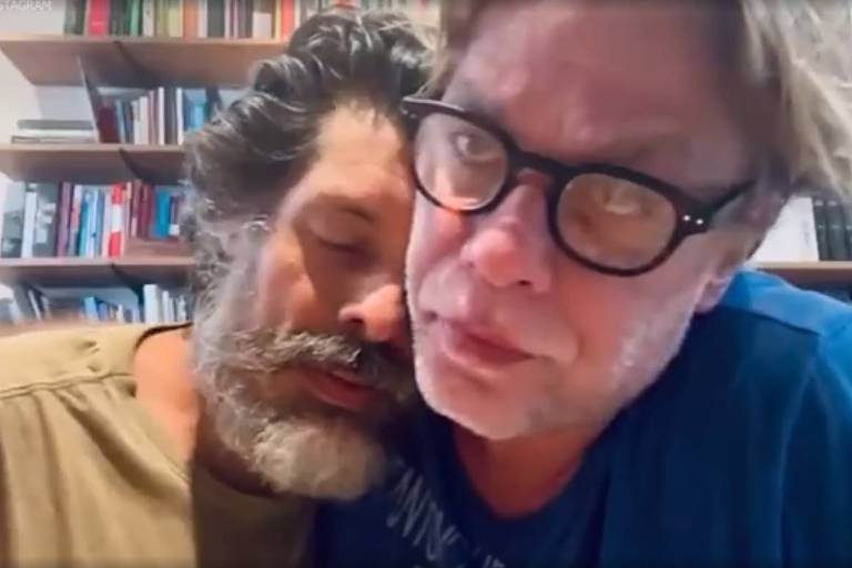 Fábio Assunção e Daniel Alvim se abraçam em vídeo