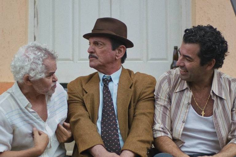 Gero Camilo, Paulo Miklos e Gustavo Machado em cena do filme "Saudosa Maloca", de Pedro Serrano