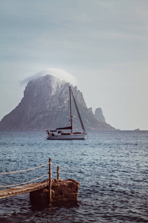 Monte Es Vedra, um dos pontos turísticos mais marcantes da ilha de Ibiza