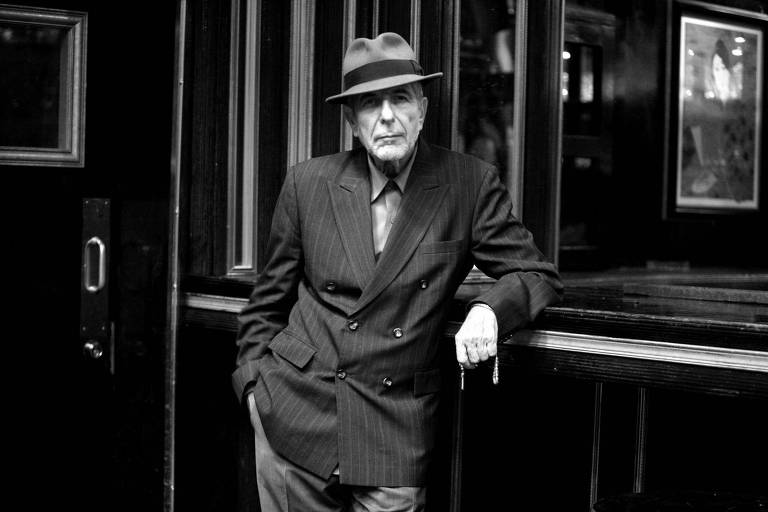 Leonard Cohen revela sua faceta de romancista em livro alucinógeno