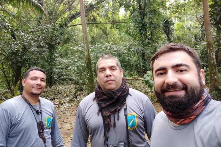Os fundadores do grupo Guerreiros Bushcraft, Daniel DeLucca, Ney Fagundes e Angelo dos Santos