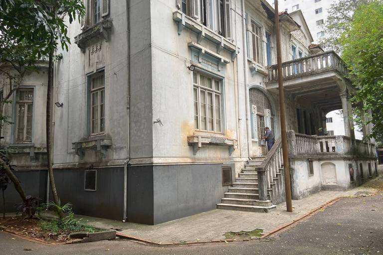 A outra casa abandonada da rua Piauí