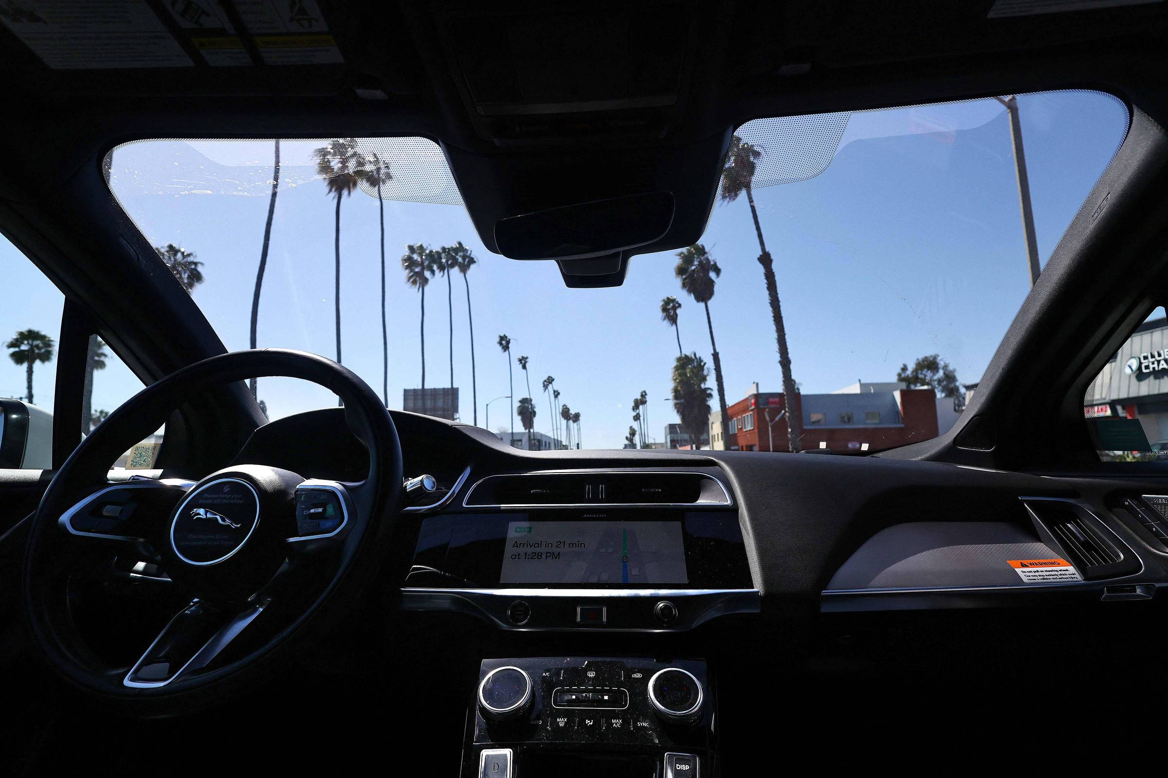Como Los Angeles, a cidade obcecada por carros, encara os veículos autônomos