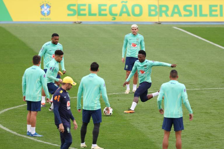 Jogadores da seleção brasileira treinam em Madri antes de jogo amistoso contra a Espanha 
