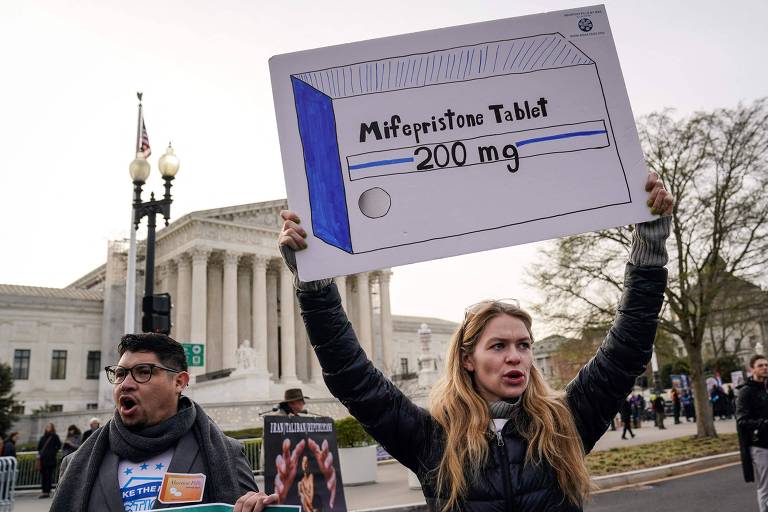 Suprema Corte sinaliza que não vai limitar acesso a pílula abortiva nos EUA