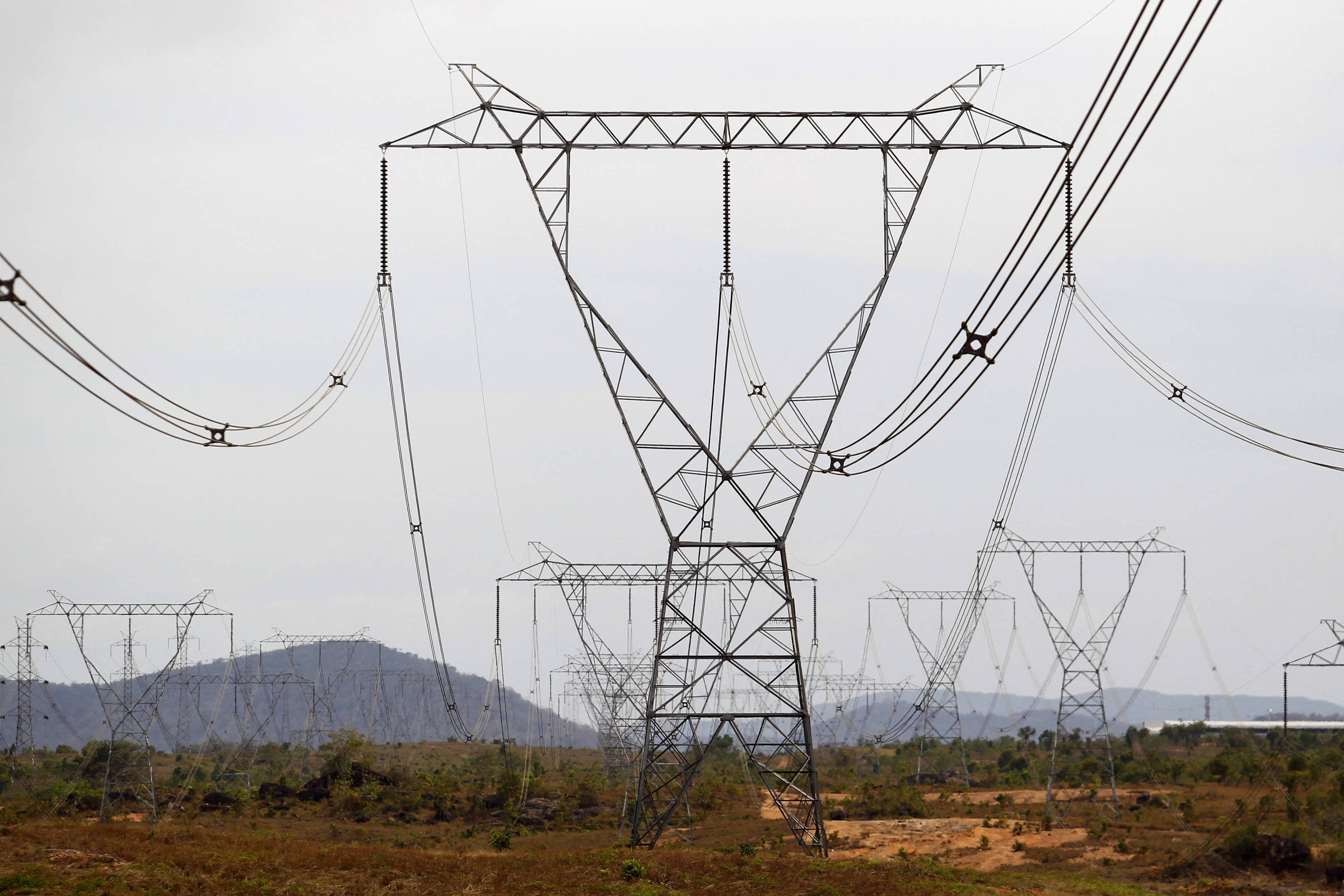 Mercado livre de energia recebeu 16 mil novos consumidores até agosto, diz CCEE