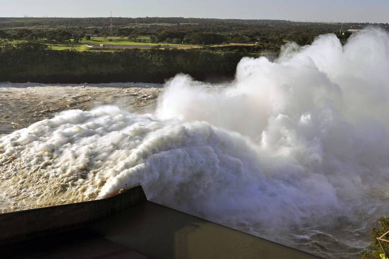 Ministro pressiona e usinas de Furnas terão mais água para garantir energia na seca