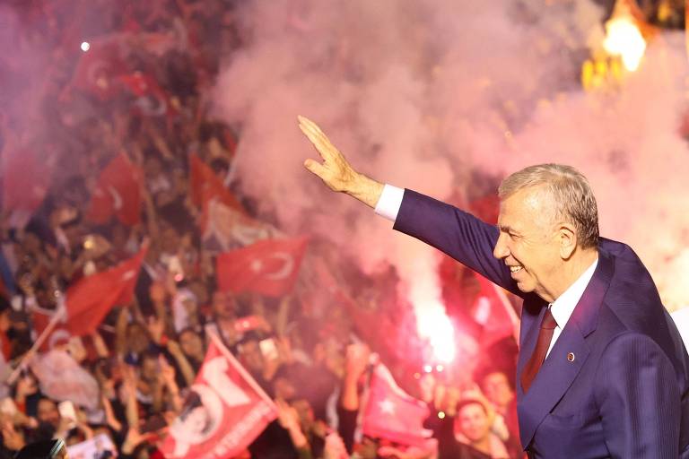 Oposição da Turquia vence em grandes cidades e causa duro revés a Erdogan