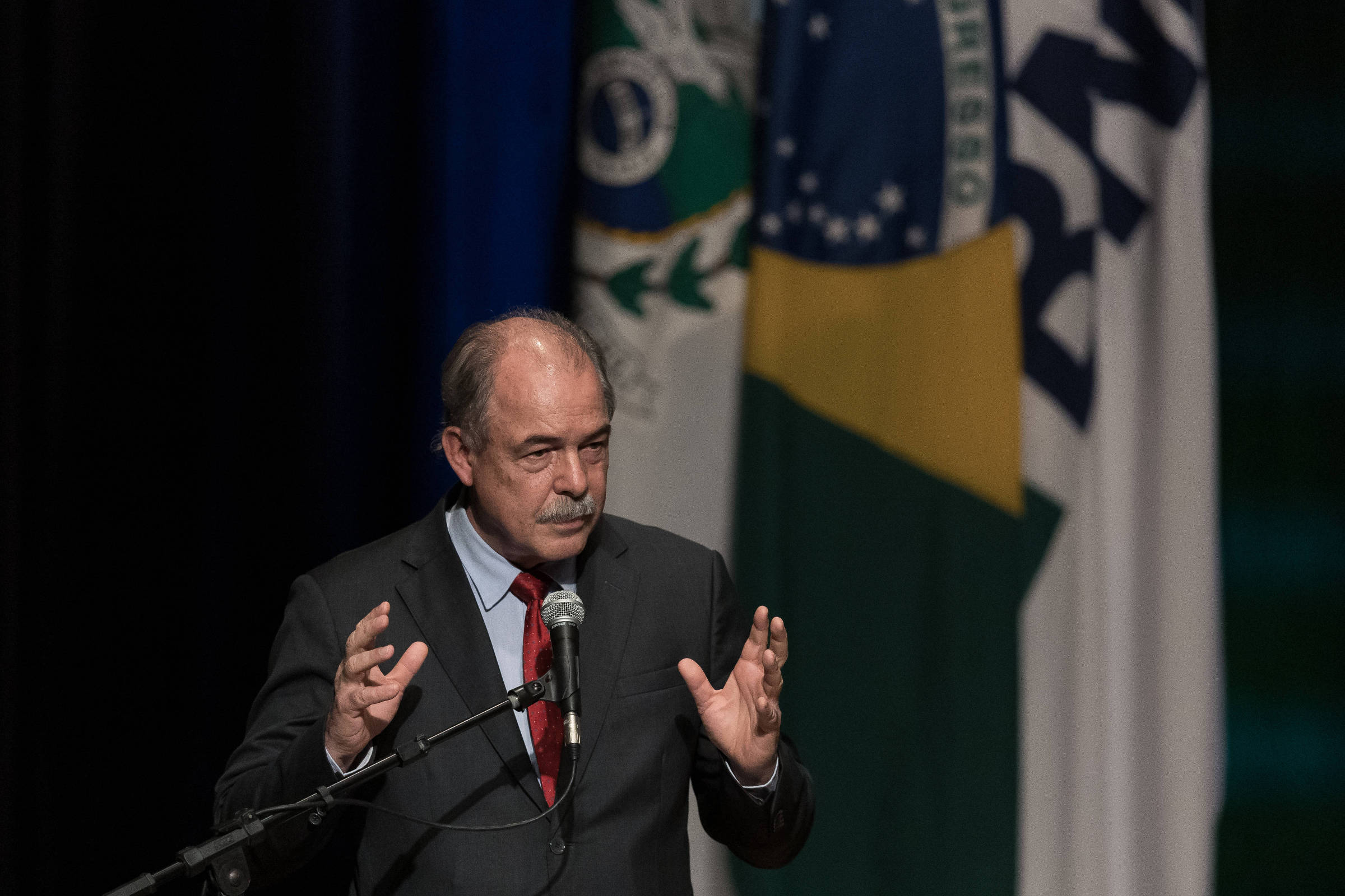 Governo assina contrato para execução de R$ 10 bi em projetos sustentáveis do Fundo Clima