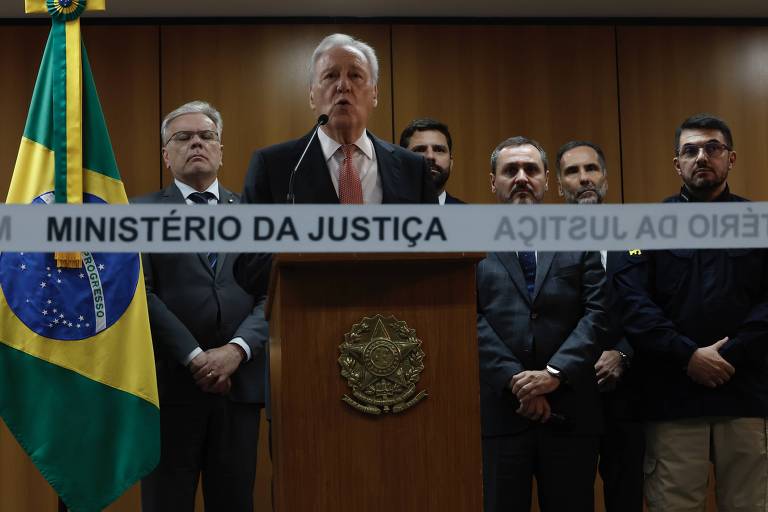 Cenas de Brasília: Lewandowski com diretores de forças de segurança em coletiva sobre presos de Mossoró