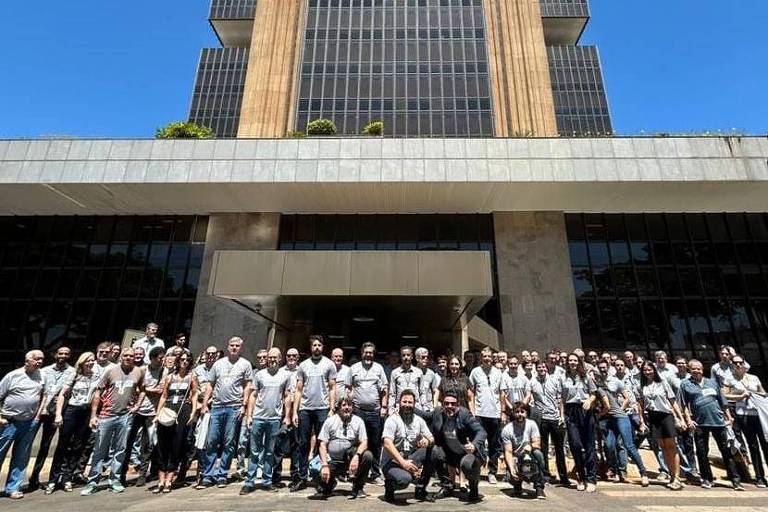Servidores do BC durante mobilização em Brasília em 2023 por melhores salários