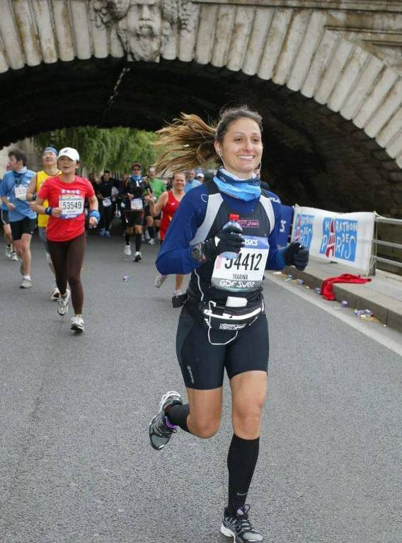 Marina Izidro na Maratona de Paris em 2012