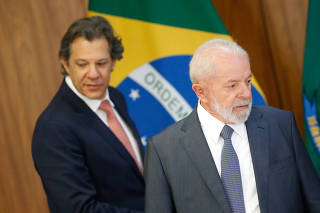O presidente Lula e o ministro Fernando Haddad, em cerimônia do programa Mover
