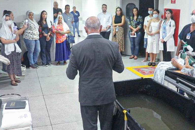 Hospital de Campo Grande instala piscina para batizar paciente
