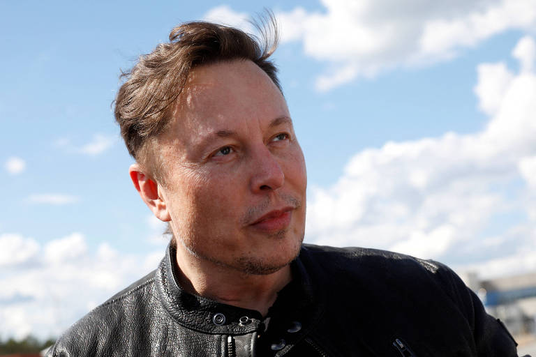 Elon Musk sobe o tom e chama Moraes de 'ditador do Brasil'