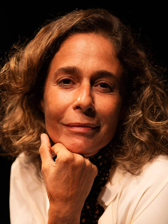 Imagens da atriz Andréa Beltrão