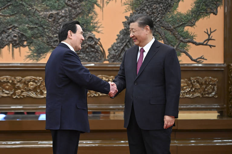 Xi se encontra com ex-presidente de Taiwan e fala em 'reunião histórica de família'