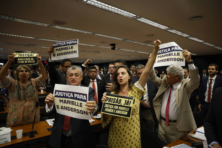Cenas de Brasília: Parlamentares de esquerda celebram prisão de Brazão na CCJ