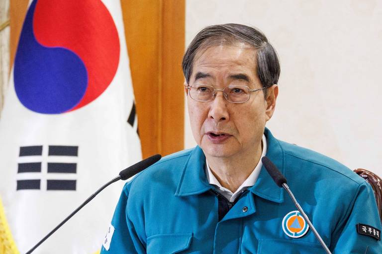 Premiê da Coreia do Sul, Han Duck-soo, durante reunião em Seul
