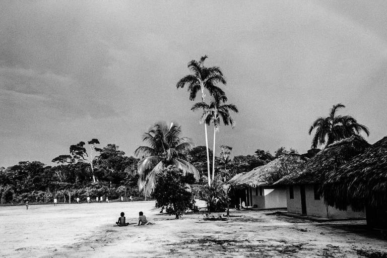 Comunidade Tucumã Rupitã, na região do Alto Rio Negro, no Amazonas, em 1999 