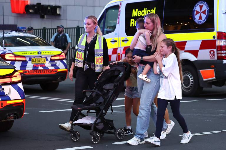 Ataque a faca em Sydney deixa ao menos seis mortos; veja fotos de hoje