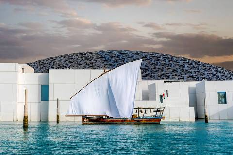 Louvre Abu Dhabi e Qasr Al Hosn.
Crédito: Divulgação