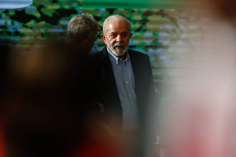 Lula lança programa de reforma agrária e diz que não pedirá para 'ninguém deixar de brigar'