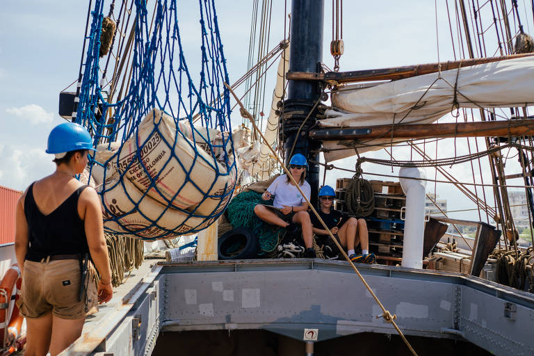 Veja como detalhes da jornada do veleiro que levou café da Colômbia à América do Norte