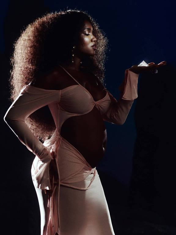 A cantora Iza está grávida do seu primeiro filho com o jogador Yuri Lima