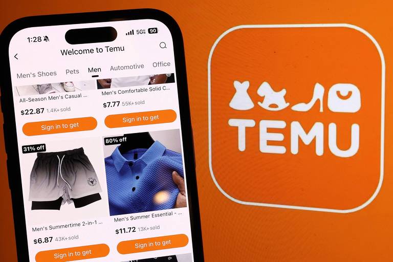 Um smartphone exibe a interface do aplicativo Temu, destacando uma variedade de produtos disponíveis para compra, enquanto o logotipo da Temu aparece em destaque ao fundo.