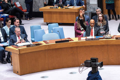 U.S. Deputy Ambassador to the United Nations Robert Wood votes against members of the Security Council allowing Palestinian U.N. membership during a Security Council at U.N. headquarters in New York City, New York, U.S., April 18, 2024. REUTERS/Eduardo Munoz ORG XMIT: PPP-EMZ188