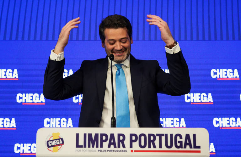 O líder do partido de ultradireita Chega, André Ventura, discursa em Lisboa