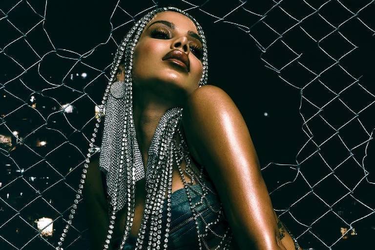Anitta é acusada de plágio na internet por 'Grip', música de seu novo álbum