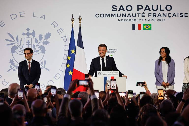 O presidente da França, Emannuel Macron, discursa em visita ao Liceu Internacional Francês de São Paulo, na rua Vergueiro, na Vila Mariana, em 27 de março deste ano