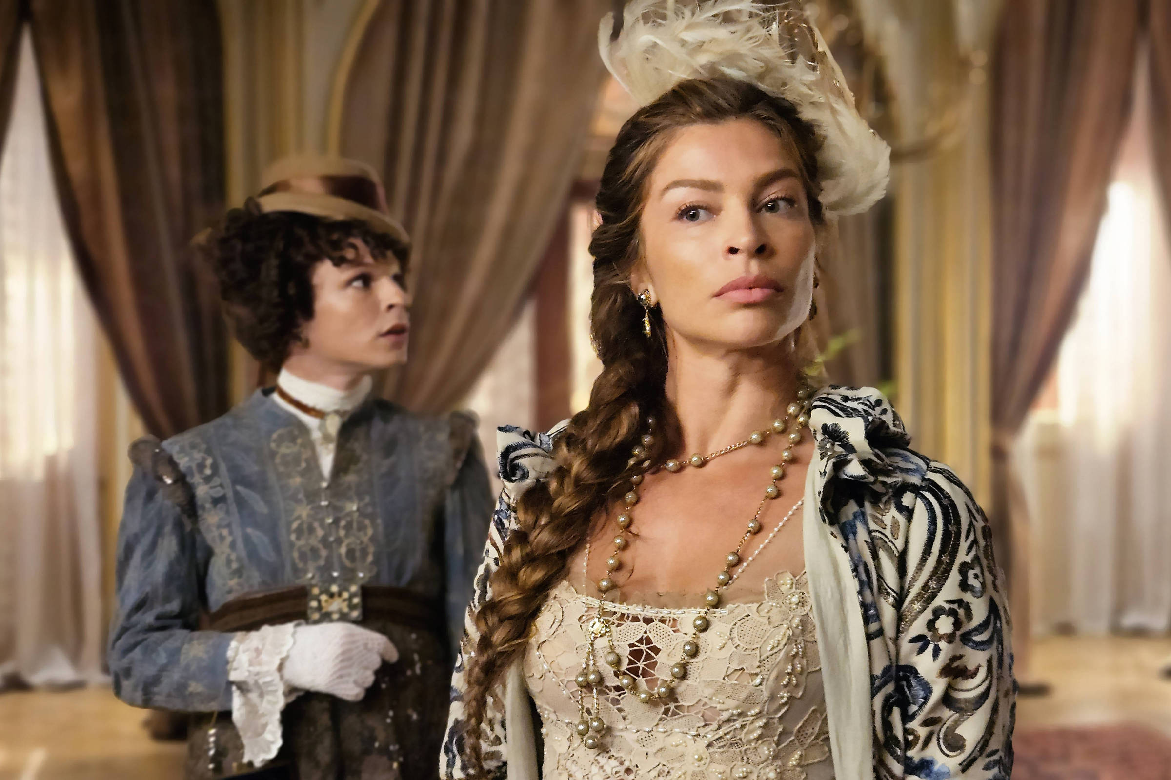 Band negocia com Disney e Warner para exibir séries no horário nobre em 2026