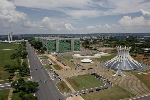 Brasília (DF), 03/11/2023, Catedral Metropolitana Nossa Senhora Aparecida - Catedral de Brasília.  Foto: Rafa Neddermeyer/Agência Brasil