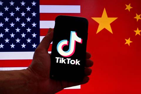 Congresso dos EUA aprova projeto que pode proibir TikTok no país
