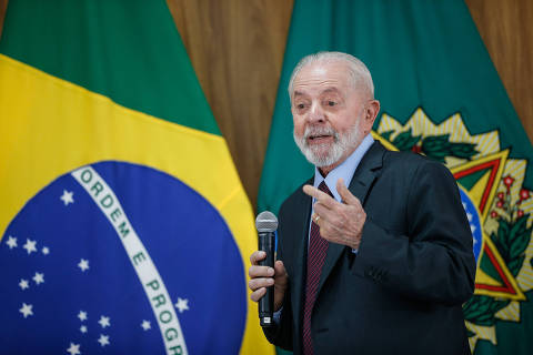 BRASILIA, DF,  23-04-2024 O presidente Luiz Inacio Lula da Silva recebe jornalistas para cafe da manha no Palacio do Planalto     (FOTO  Gabriela Biló /Folhapress)