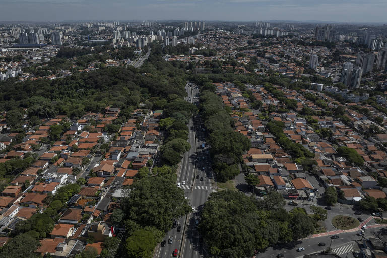 Rodovia Raposo Tavares, na região do parque Previdência, na zona oeste de São Paulo 