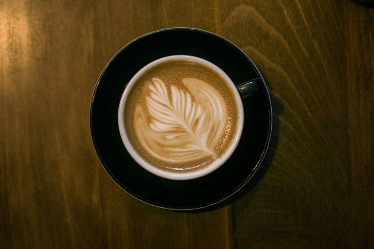 imagem aérea de xícara de café