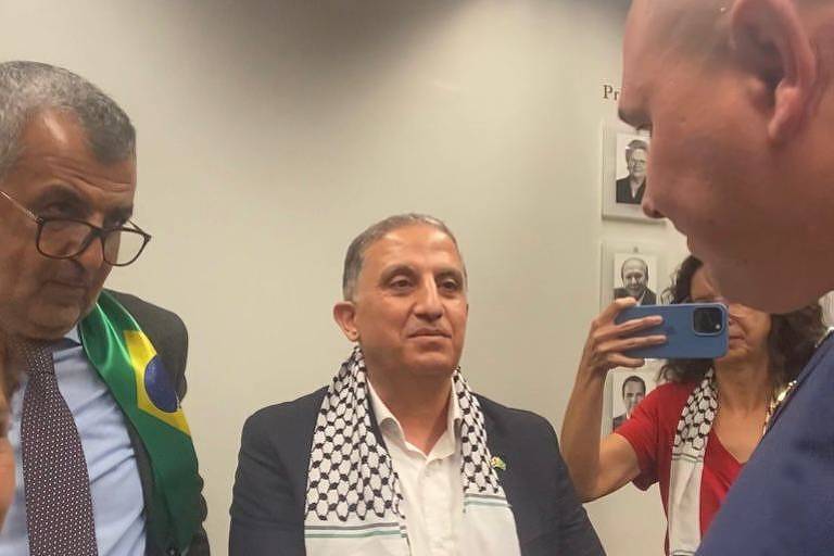 Audiência pró-Palestina na Câmara tem bolsonarista sensibilizado e camiseta do Hamas minimizada