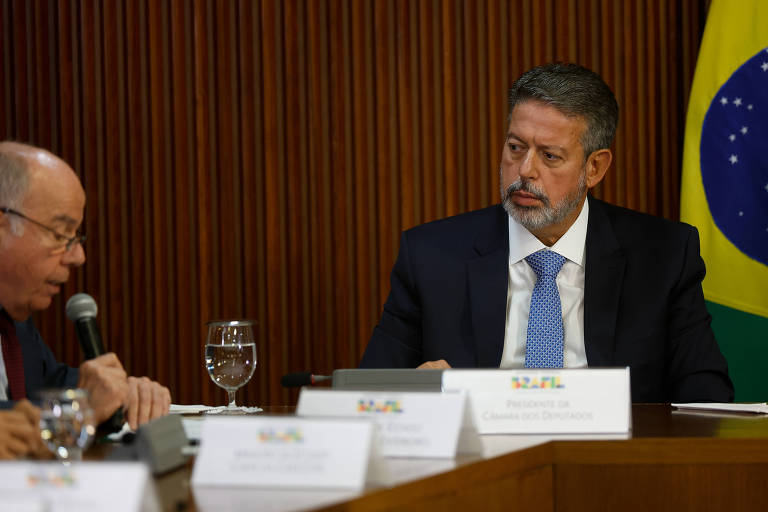 Lira critica Felipe Neto após ser chamado de 'excrementíssimo' em seminário da Câmara