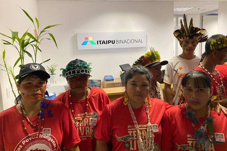 Indígenas Ava Guarani ocupam escritório da usina Itaipu e reivindicam reparação por terras alagadas pelo emprendimento