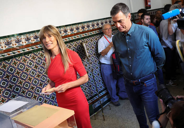 Ministério Público pede arquivamento de denúncia contra primeira-dama da Espanha