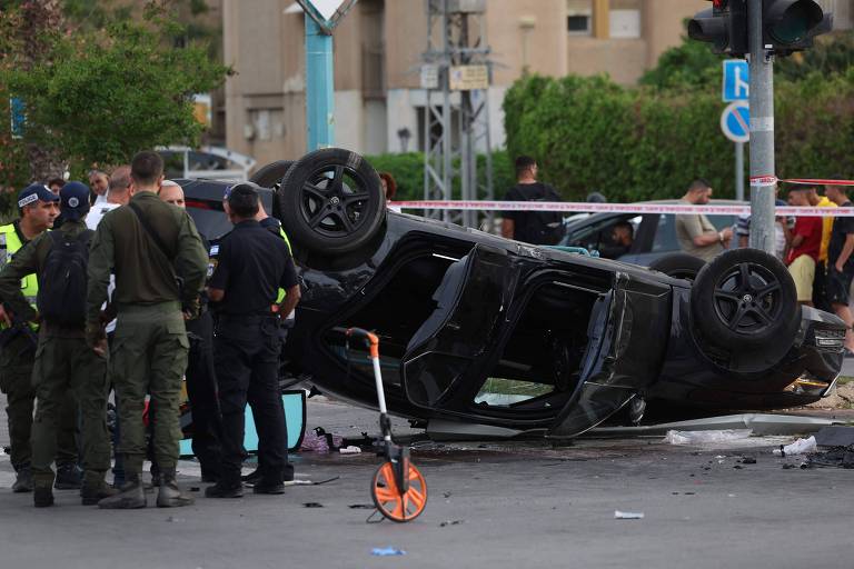 Ministro extremista de Israel capota carro e é hospitalizado; veja vídeo