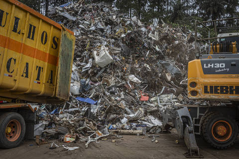 Reciclagem vive crise inédita no Brasil quase 14 anos após política nacional