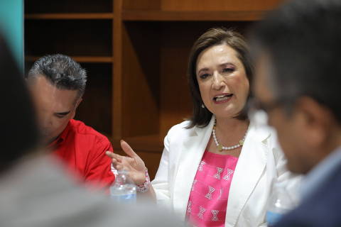 A candidata de oposição à Presidência do México, Xóchitl Gálvez, durante entrevista a grupo de jornalistas da América Latina, na Cidade do México