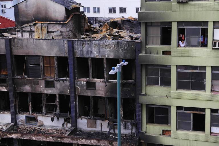 Após incêndio com dez mortos, Porto Alegre vai vistoriar pensões para pessoas em situação de rua