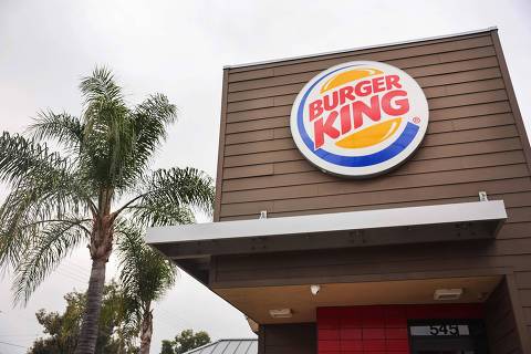 BURBANK, CALIFORNIA - JANUARY 17: The Burger King logo is displayed at a Burger King fast food restaurant on January 17, 2024 in Burbank, California.   Mario Tama/Getty Images/AFP (Photo by MARIO TAMA / GETTY IMAGES NORTH AMERICA / Getty Images via AFP)